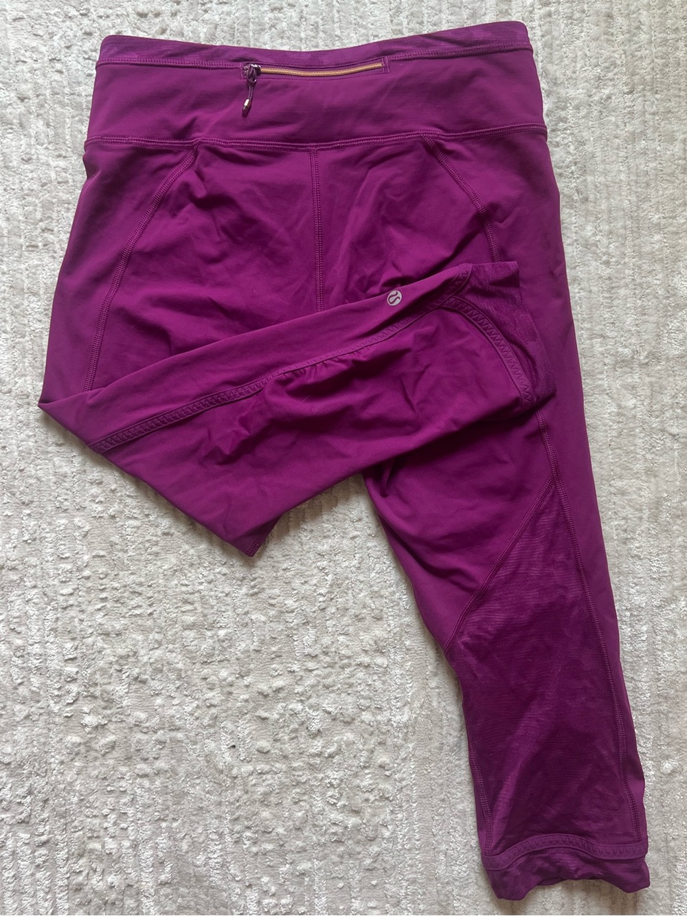 Lululemon Purple Active Capri Leggings Size 6